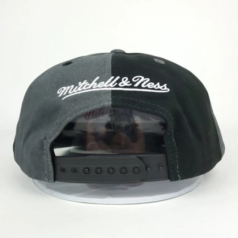 Brooklyn‎ Nets Mitchell & Ness NBA Deadstock Snapback Hat 3D Logo Gray Black Cap